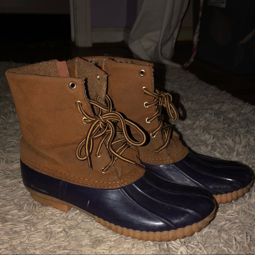 Duck Boots - Picture 4 of 4